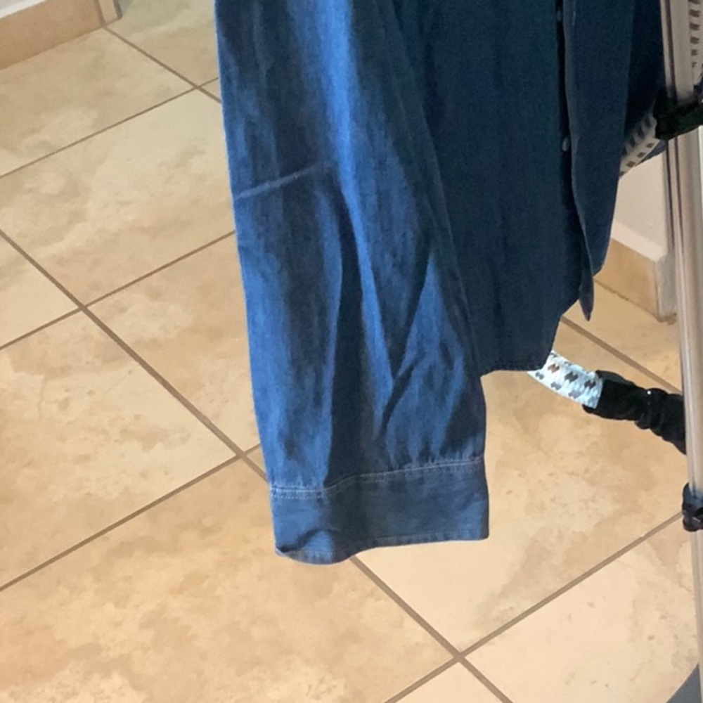 Large, Aeropostale - Picture 3 of 6